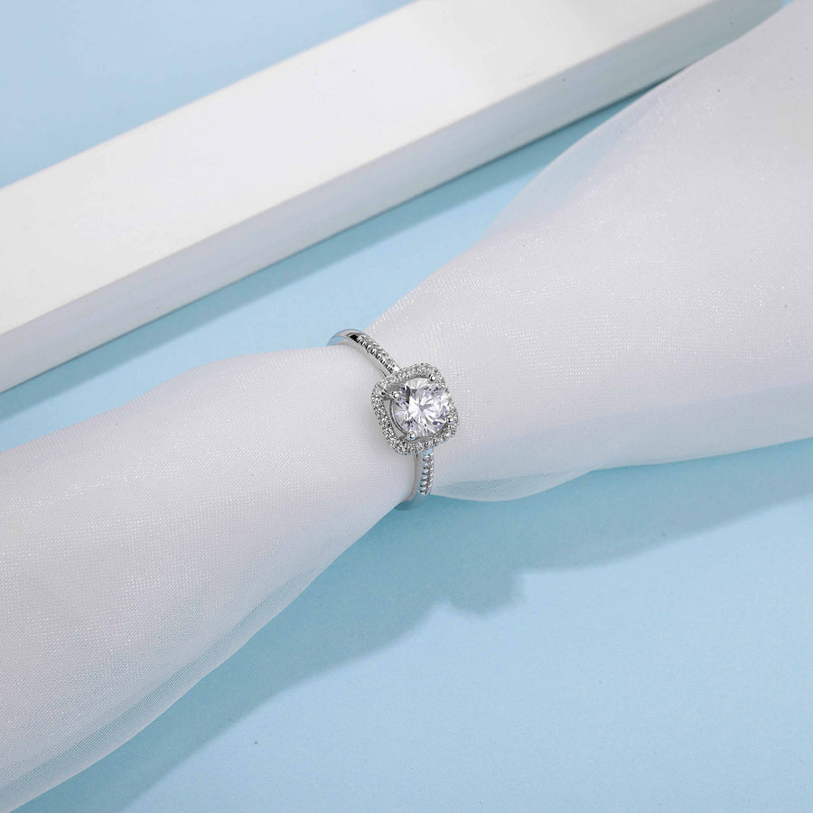 925 Sterling Silver Created Moissanite Women Solitaire Engagement Ring 1CT 6.5MM