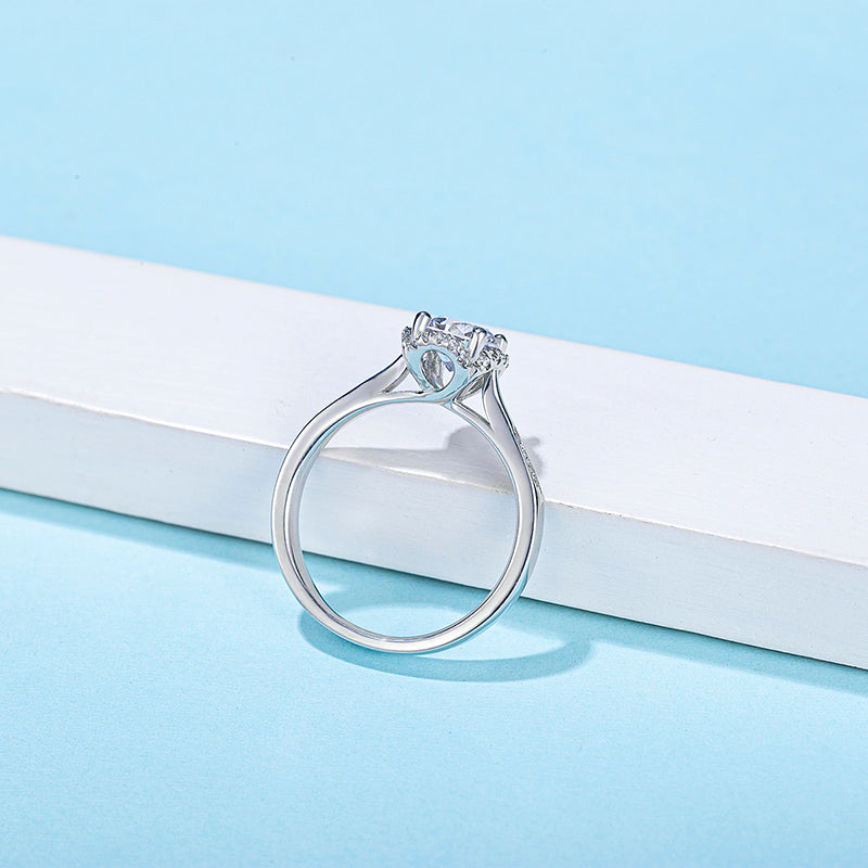 1ct Center 6.5 mm with D Color Classic 4-prong Platinum Plated Silver Plating